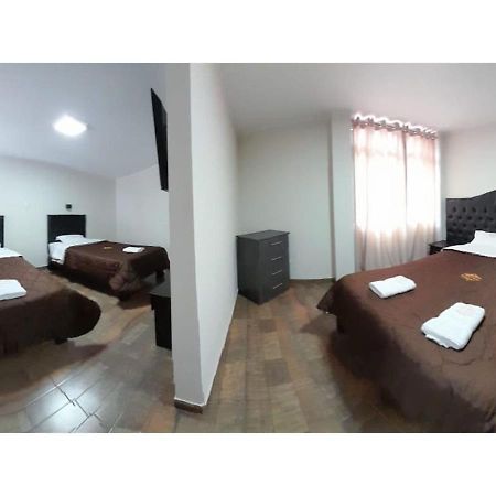 Ronald Hotel Churin Εξωτερικό φωτογραφία