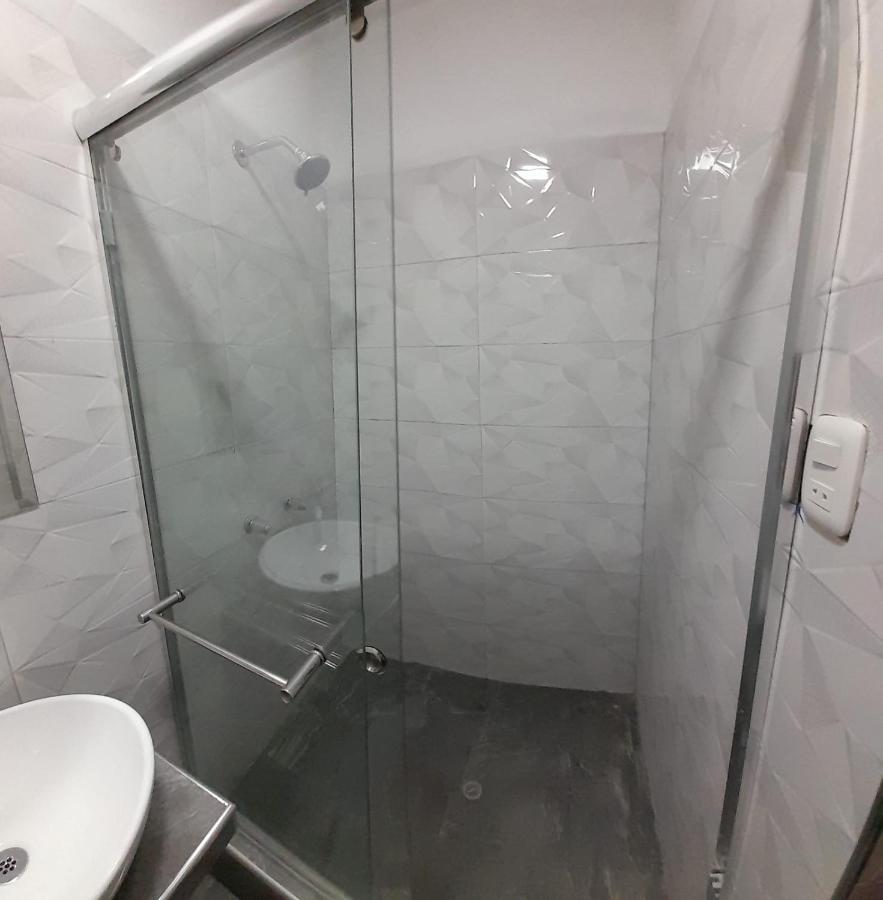 Ronald Hotel Churin Εξωτερικό φωτογραφία